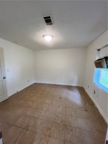 471 Ridgecrest Dr., Riverdale, GA 30274