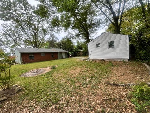 471 Ridgecrest Dr., Riverdale, GA 30274
