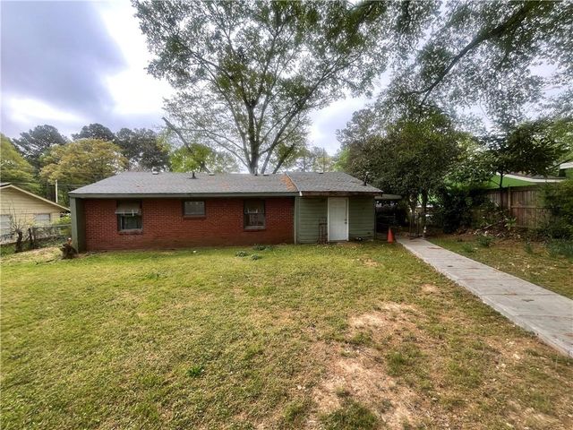 471 Ridgecrest Dr., Riverdale, GA 30274
