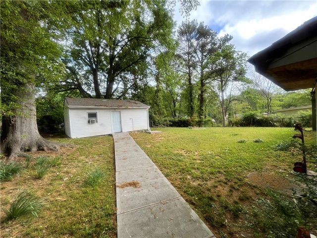 471 Ridgecrest Dr., Riverdale, GA 30274