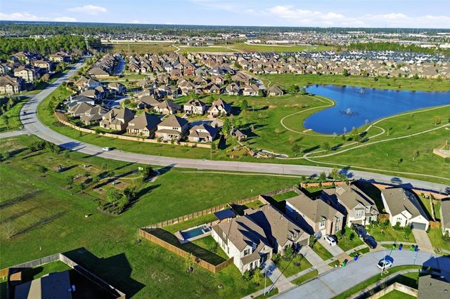 7614 Cottonwood Falls Drive, Spring, TX 77379