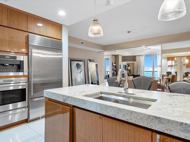 9705 Collins Avenue 1804N, Bal Harbour, FL 33154
