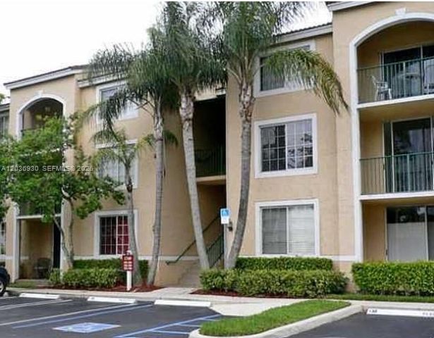 1743 Village Boulevard 104, West Palm Beach, FL 33409
