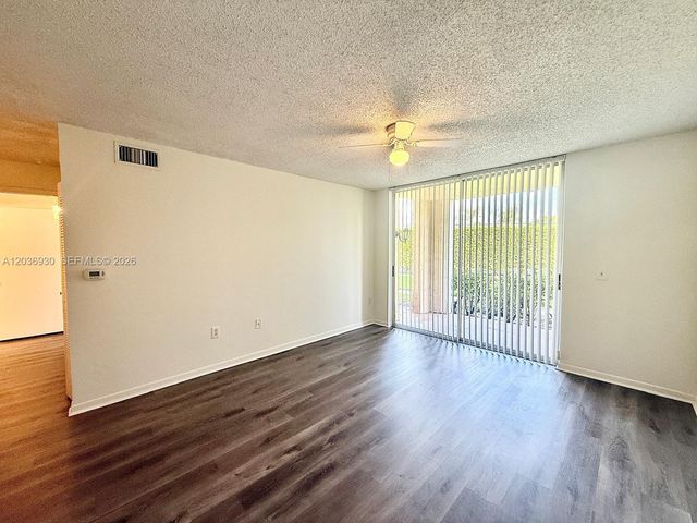 1743 Village Boulevard 104, West Palm Beach, FL 33409