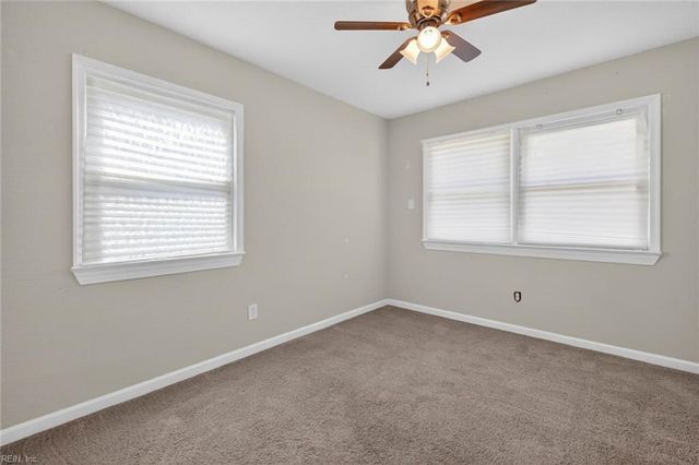 3104 Coach House LN, Virginia Beach, VA 23452