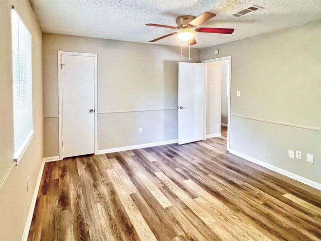 113 June Court, Richwood, TX 77531