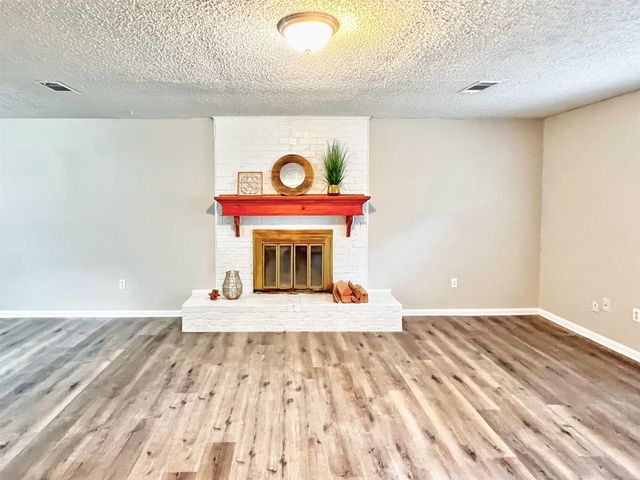 113 June Court, Richwood, TX 77531