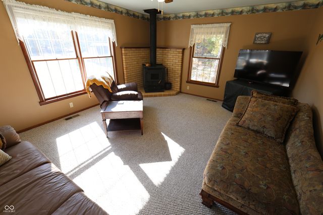 9540 E Brentmoore Road, Brazil, IN 47834