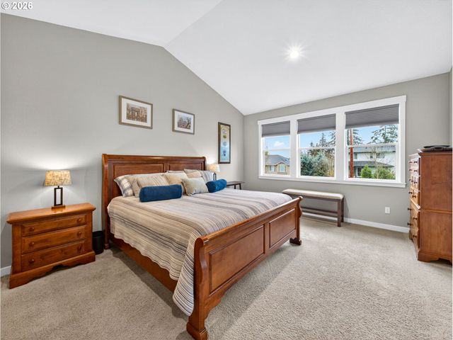 15261 Holcomb Blvd, Oregon City, OR 97045