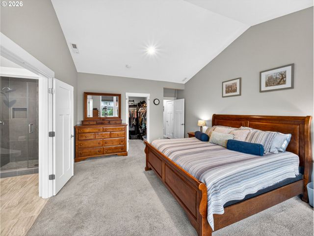 15261 Holcomb Blvd, Oregon City, OR 97045