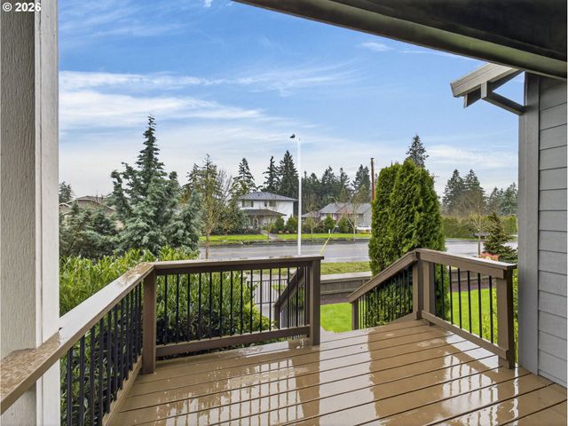 15261 Holcomb Blvd, Oregon City, OR 97045