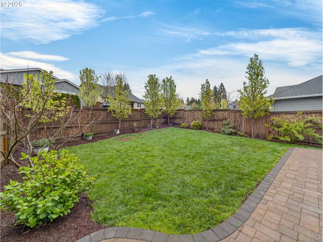 15261 Holcomb Blvd, Oregon City, OR 97045