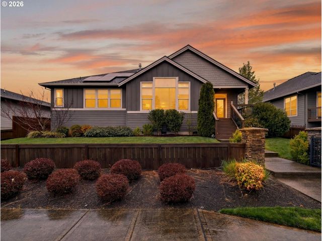 15261 Holcomb Blvd, Oregon City, OR 97045