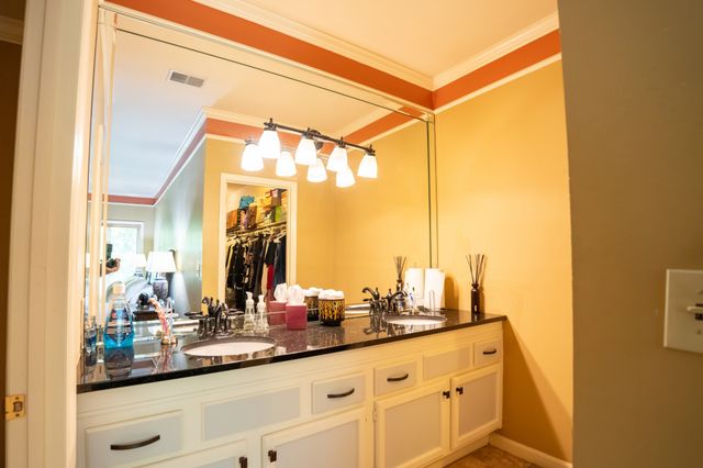 4487 Post Pl Apt 155, Nashville, TN 37205