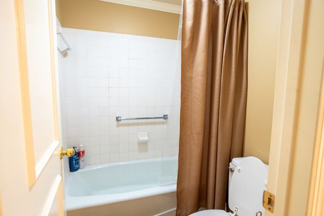 4487 Post Pl Apt 155, Nashville, TN 37205