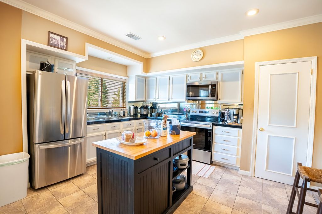 4487 Post Pl Apt 155, Nashville, TN 37205