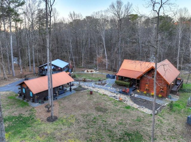 222 Grouse Lane, Talking Rock, GA 30175