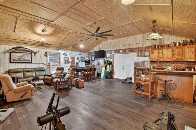 222 Grouse Lane, Talking Rock, GA 30175