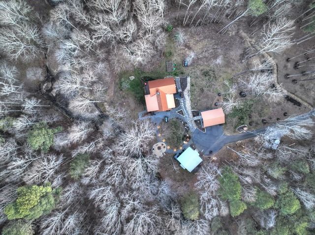 222 Grouse Lane, Talking Rock, GA 30175