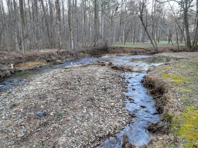 222 Grouse Lane, Talking Rock, GA 30175