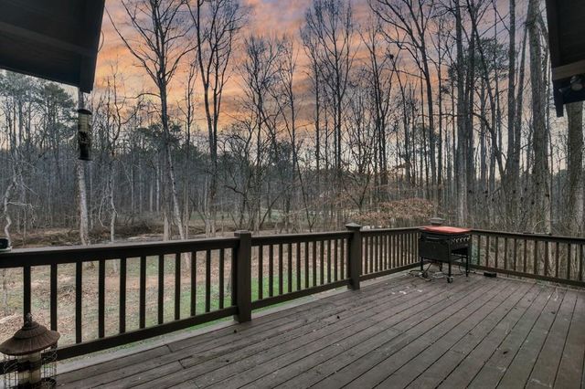 222 Grouse Lane, Talking Rock, GA 30175