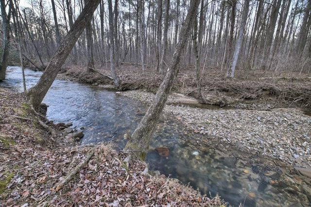 222 Grouse Lane, Talking Rock, GA 30175