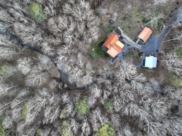 222 Grouse Lane, Talking Rock, GA 30175