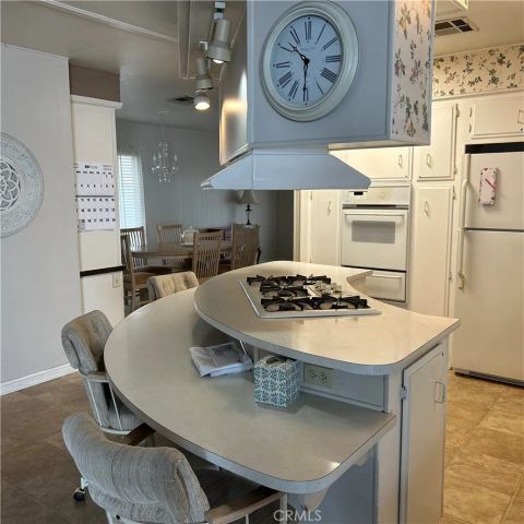 9800 Base Line 70, Alta Loma, CA 91701