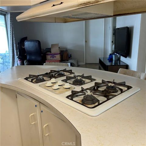 9800 Base Line 70, Alta Loma, CA 91701