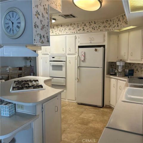 9800 Base Line 70, Alta Loma, CA 91701