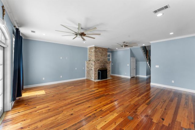 2310 Marianne Dr, Zachary, LA 70791