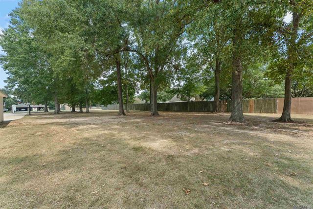 2310 Marianne Dr, Zachary, LA 70791