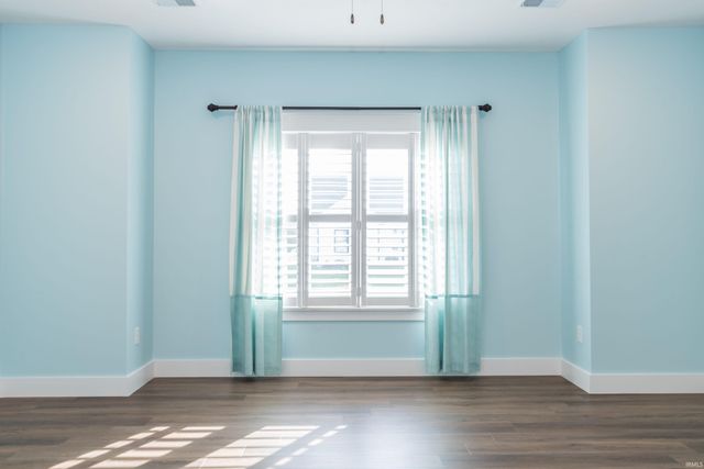 902 Stonehenge Drive, Bedford, IN 47421