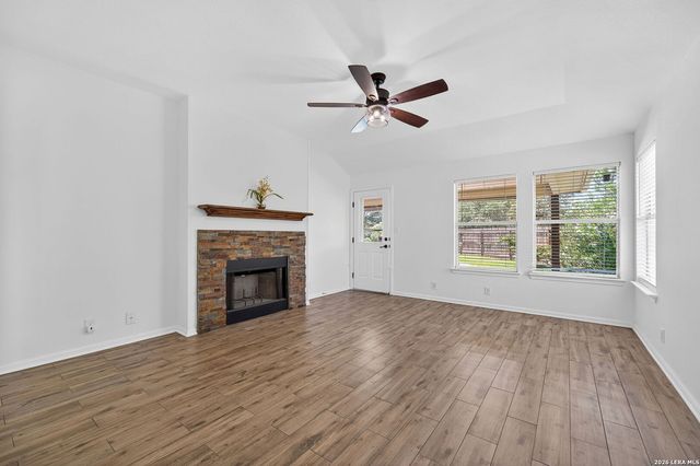 10203 Divide Mt, San Antonio, TX 78223