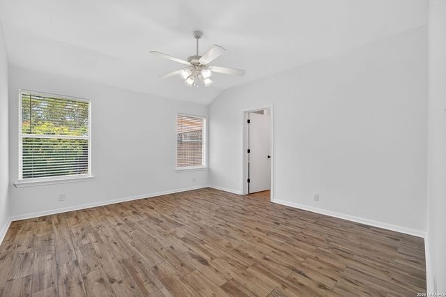 10203 Divide Mt, San Antonio, TX 78223