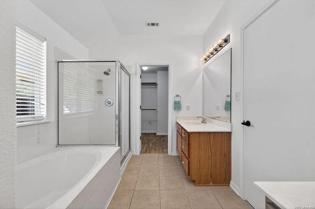 10203 Divide Mt, San Antonio, TX 78223