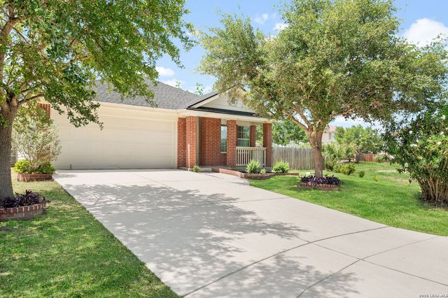 10203 Divide Mt, San Antonio, TX 78223