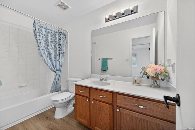 10203 Divide Mt, San Antonio, TX 78223