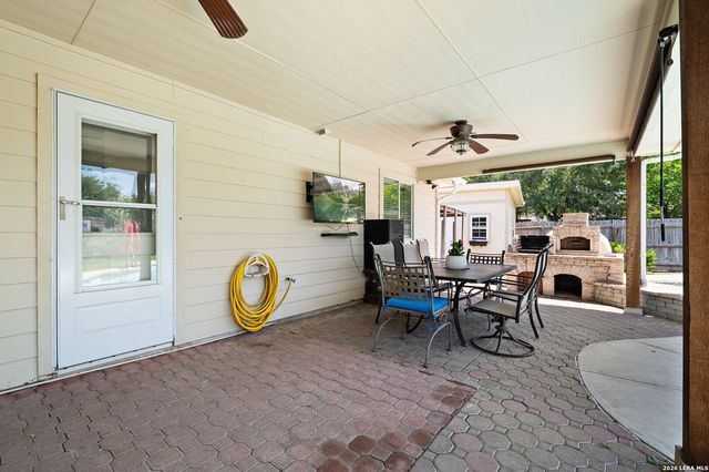 10203 Divide Mt, San Antonio, TX 78223