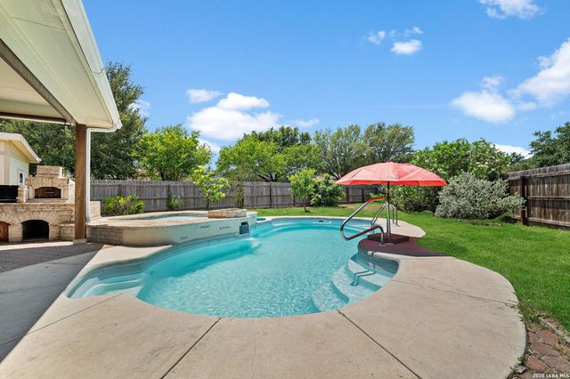 10203 Divide Mt, San Antonio, TX 78223