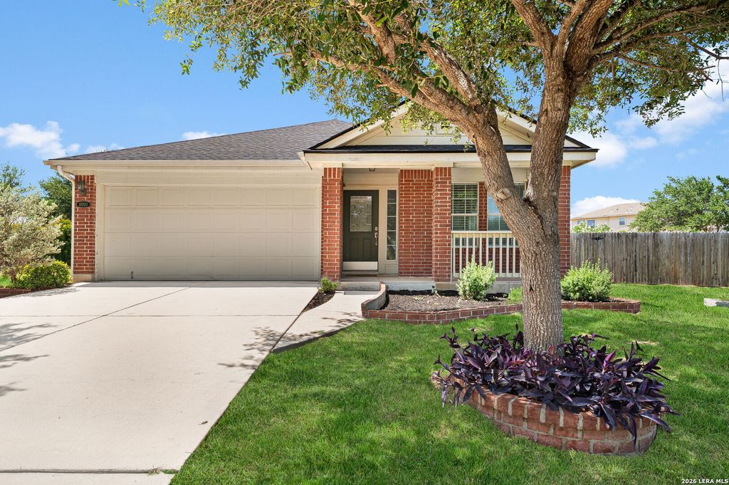 10203 Divide Mt, San Antonio, TX 78223
