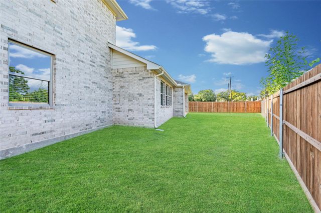 101 Gardenia Drive, Azle, TX 76020