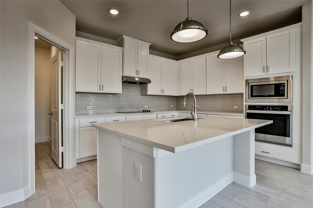 101 Gardenia Drive, Azle, TX 76020