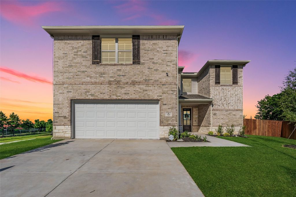 101 Gardenia Drive, Azle, TX 76020