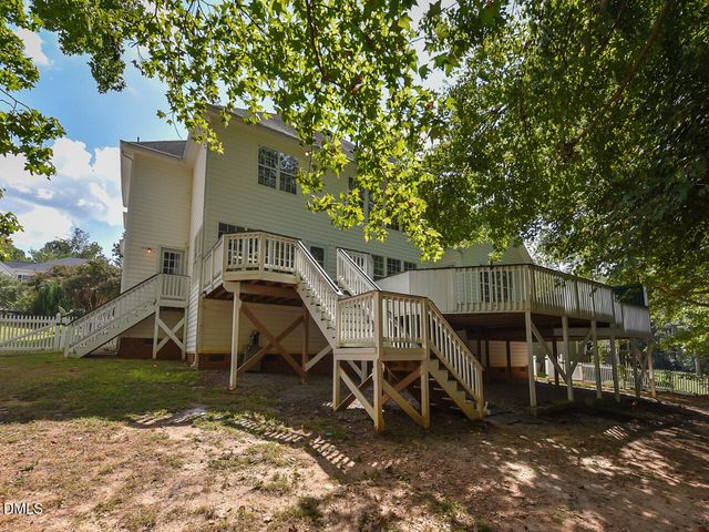 406 Cricketfield Lane, Cary, NC 27518