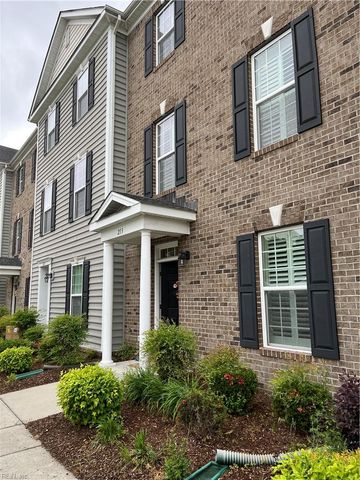 213 Feldspar ST, Virginia Beach, VA 23462
