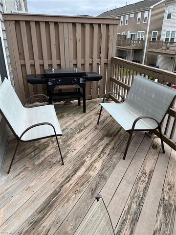 213 Feldspar ST, Virginia Beach, VA 23462