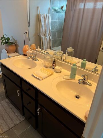 213 Feldspar ST, Virginia Beach, VA 23462