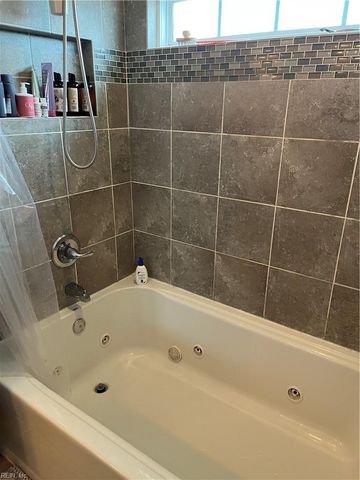 213 Feldspar ST, Virginia Beach, VA 23462