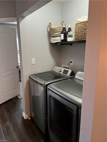 213 Feldspar ST, Virginia Beach, VA 23462
